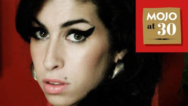 Amy Winehouse: The Enigmatic Star and the Story Behind Losing a Tooth