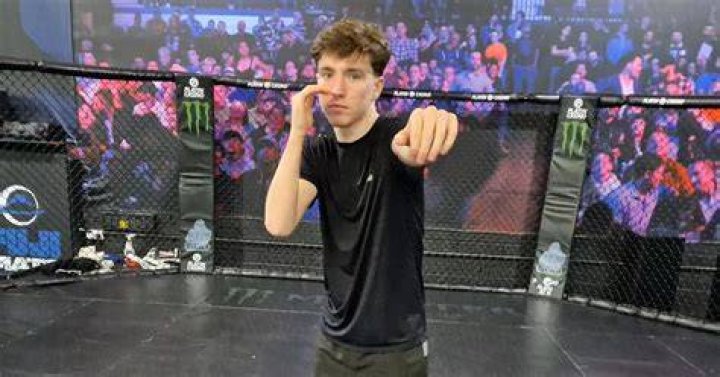 Conor Pewarski: Rising Star in the World of MMA