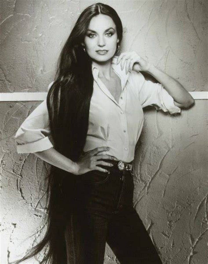 Crystal Gayle Hair: A Comprehensive Guide to Her Iconic Hairstyles and Journey