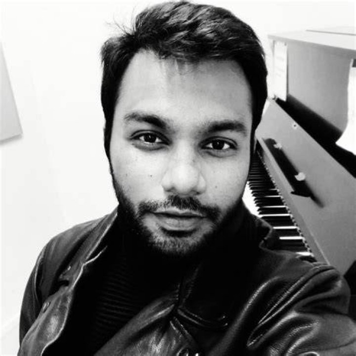Discovering Krish Singer: A Melodic Journey through His Life and Career