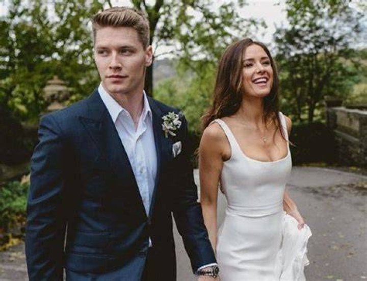 Discovering the Life of Josef Newgarden: His Wife and Age