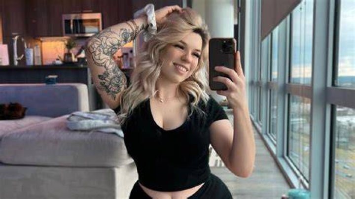 Eevie Aspen: The OnlyFans Leak That Shook the Internet
