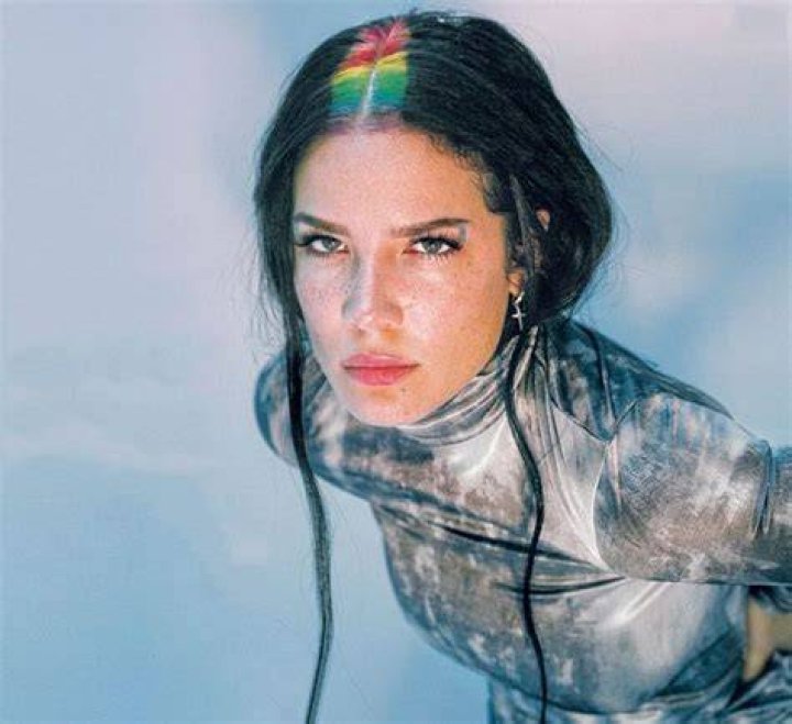 Exploring Halsey's Gender Identity: Is Halsey Nonbinary?