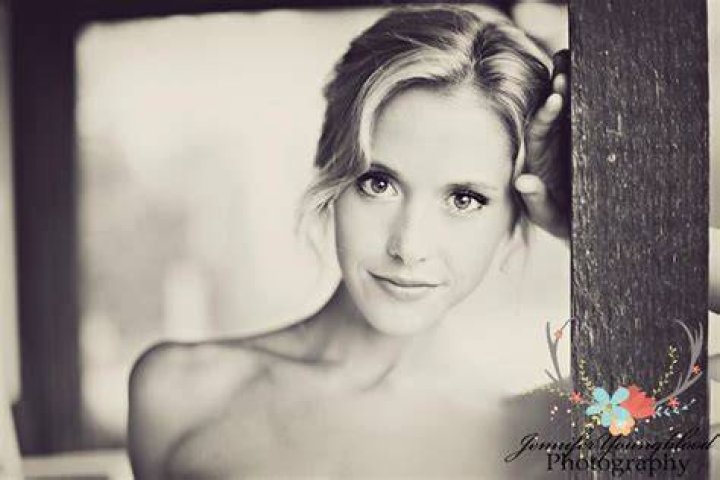 Exploring the Artistry of Jennifer Youngblood Photographer