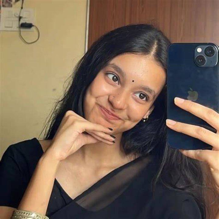 Exploring the Buzz Around Shubhshree Sahu Hot Video