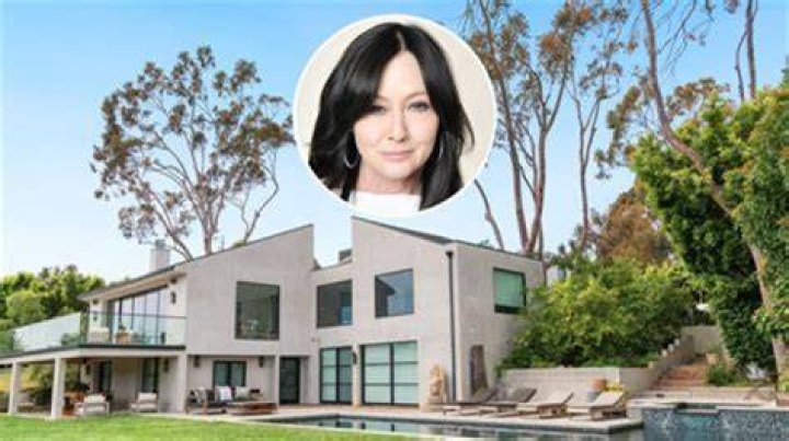 Exploring the Enigmatic Residence of Shannen Doherty