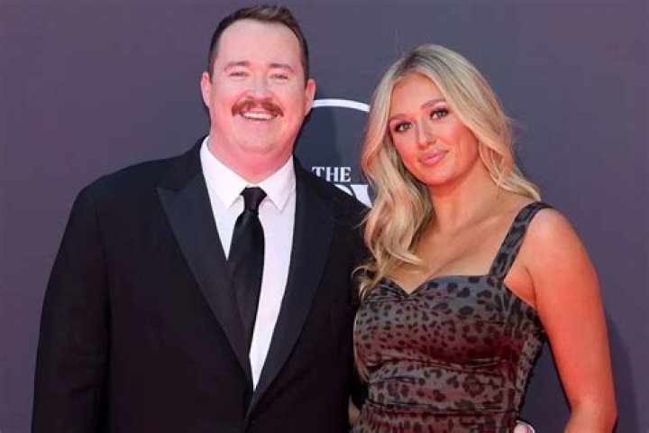 Exploring the Life of Shane Gillis' Wife: A Deep Dive