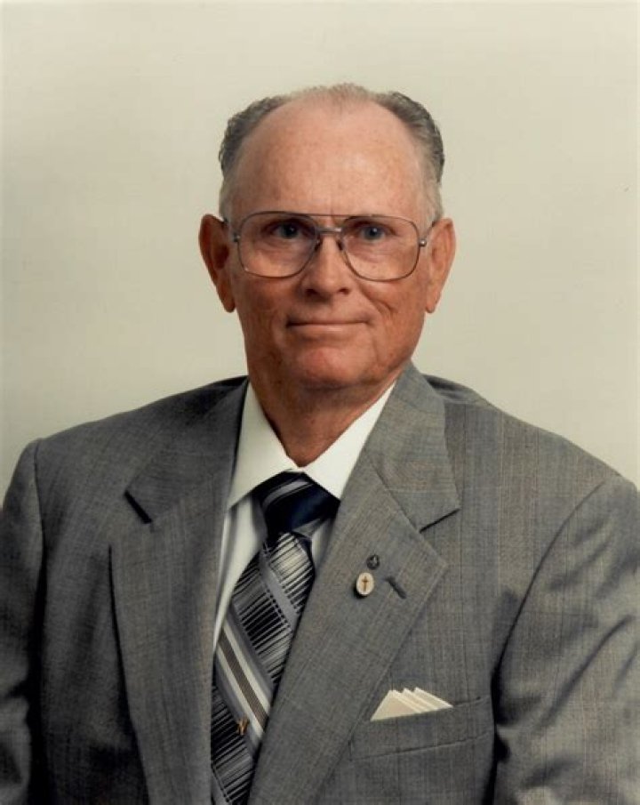 Hampton Vaughan Obituaries: A Comprehensive Guide to Remembering and Honoring Lives