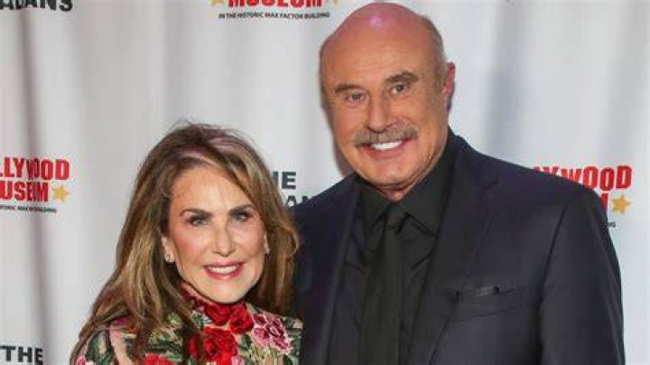 How Old is Dr. Phil's Wife? A Comprehensive Guide to Robin McCombs