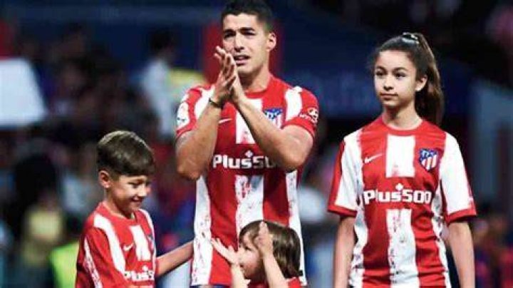 Luis Suarez's Daughter: A Glimpse into the Life of a Football Star's Family