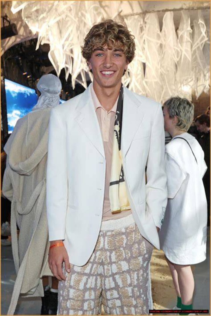 Nate Kane: A Rising Star in the Entertainment Industry