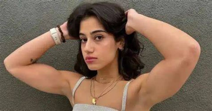 Sara Saffari: The Rising Star in the World of Entertainment