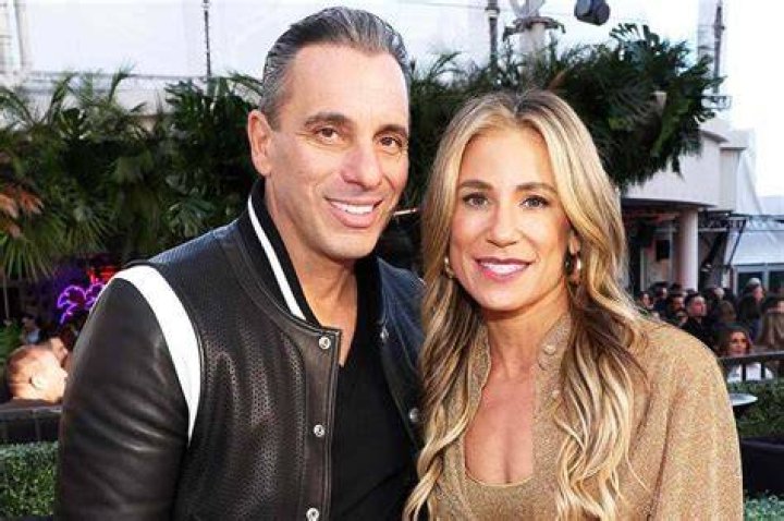 Sebastian Maniscalco First Wife: A Comprehensive Look at His Early Marriage