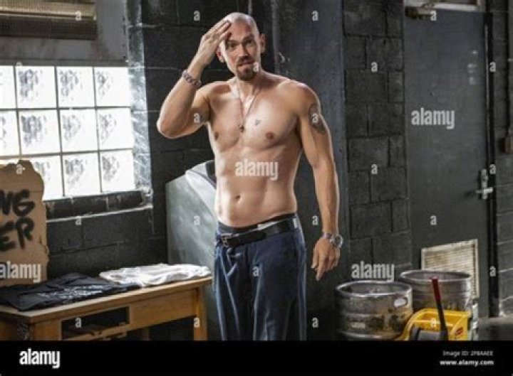 Steve Howey Naked: A Comprehensive Exploration of the Topic