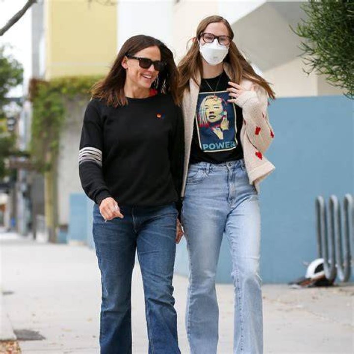 Understanding Violet Affleck: Does She Have Autism?