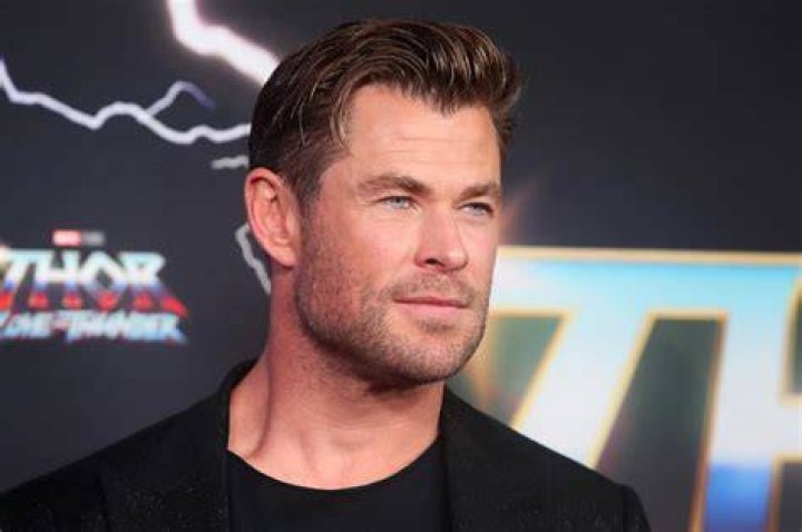 Unveiling Chris Hemsworth's Height: The True Measure of a Marvel Star
