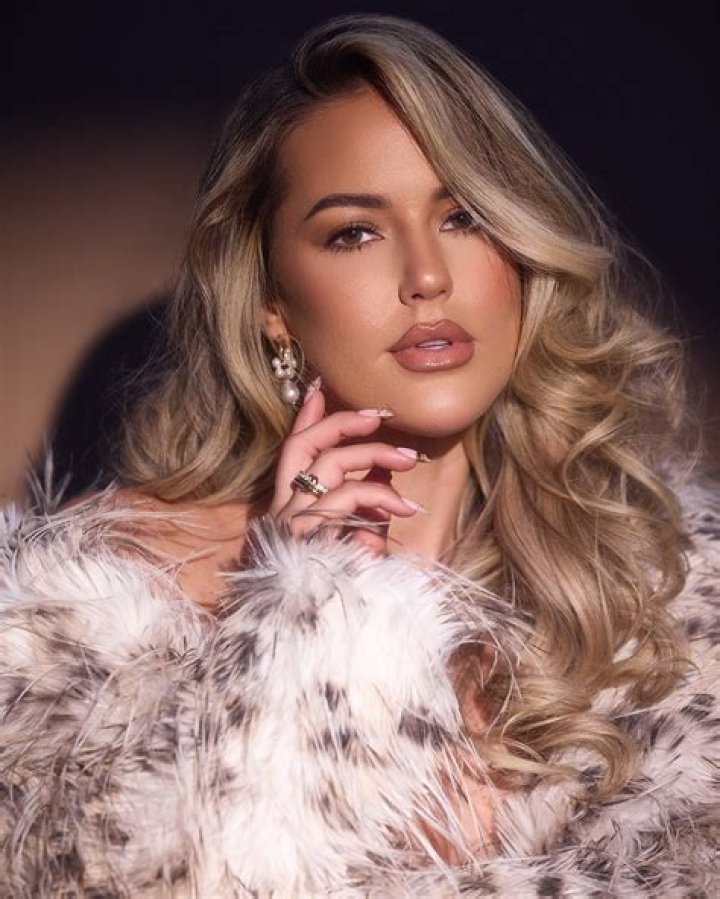 Unveiling the Charisma of Marissa Dubois