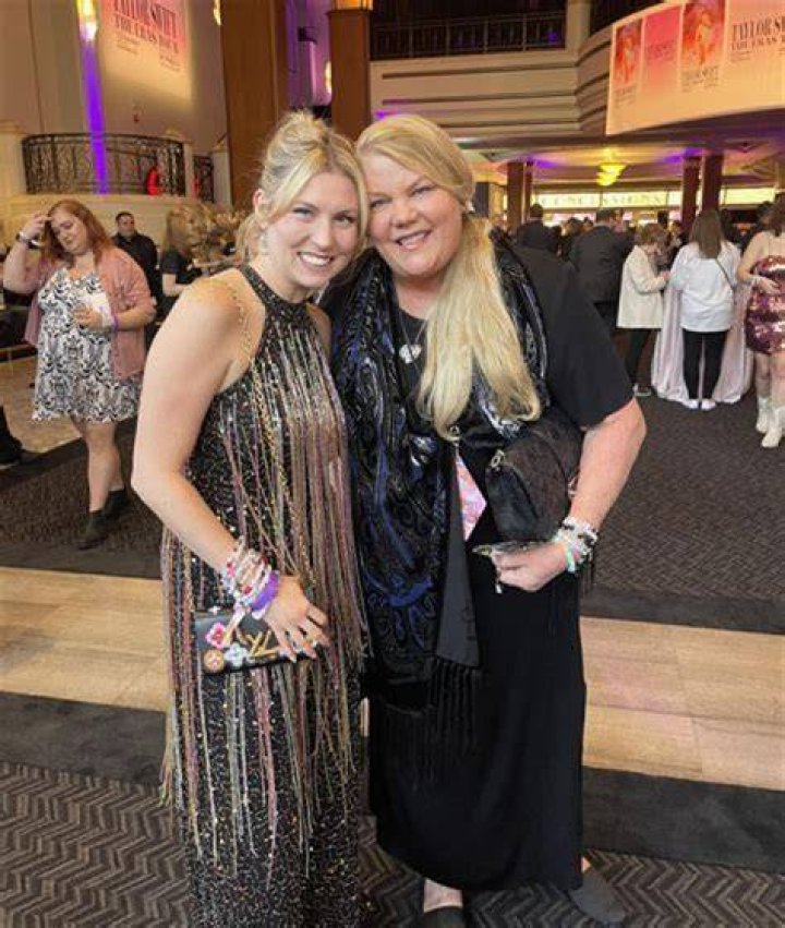 Unveiling the Life of Andrea Swift's Sister