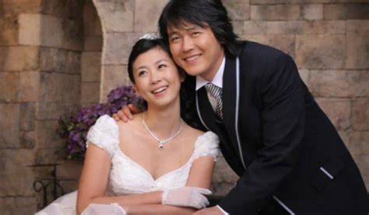 Unveiling the Life of Jo In Sung's Wife: A Closer Look