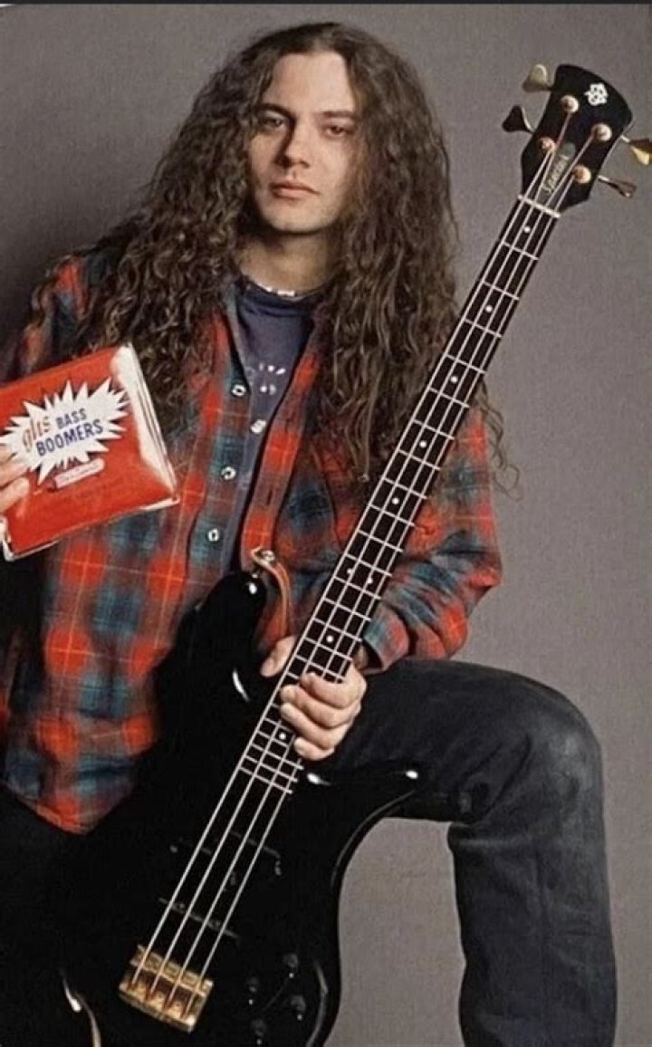 Unveiling the Life of Mike Starr: A Journey Through Music and Struggles