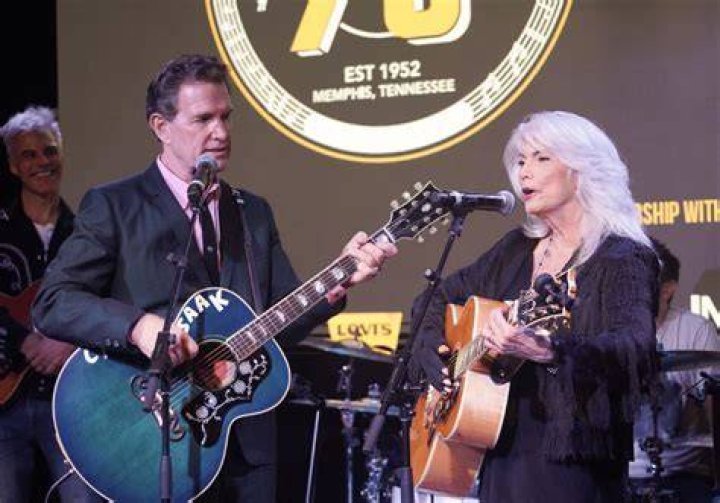 Unveiling the Love Story: Emmylou Harris Married to Waylon Jennings