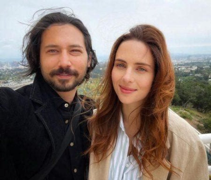 Unveiling the Mystery: Holly Deveaux's Husband Name